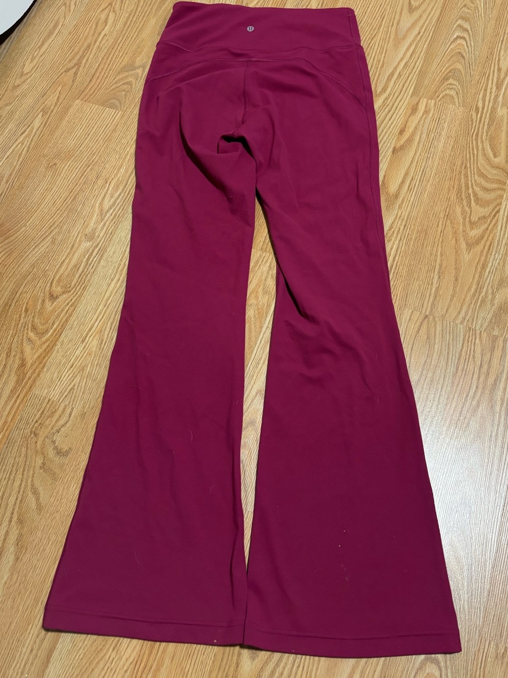 Lululemon Groove Pant
Super-High-Rise Flared NULU - Picture 2 of 6